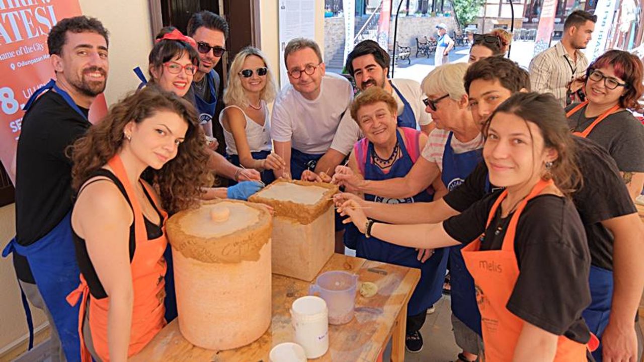 Eskişehir Odunpazarı Seramik Pişirim Teknikleri Çalıştayı'nda seramik workshop çalışmaları yoğun ilgi görüyor
