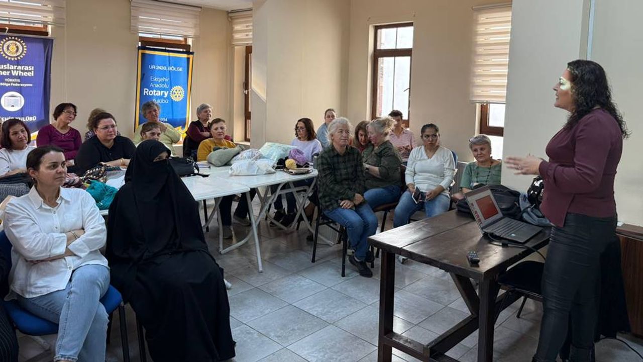 Eskişehir'de kadın sağlığı ve erken teşhisin önemine dikkat çektiler