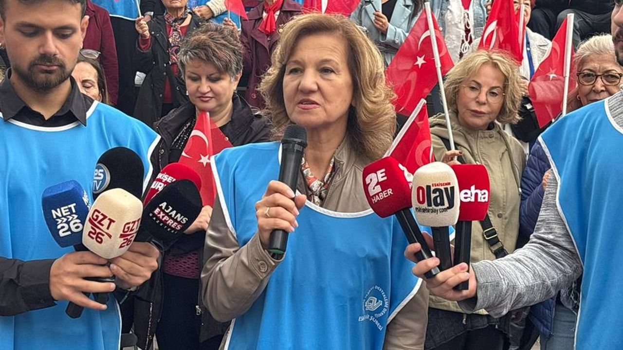 Sevgi Akmen: "Atatürk'ün bize gösterdiği yolda çalışmaya ama çok çalışmaya devam edeceğiz"