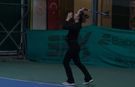 Ayşe Ünlüce öncülüğünde düzenlenen tenis turnuvasına yoğun ilgi