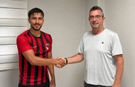 Eskişehirspor'dan ayrılan 20 yaşındaki genç futbolcu Denizli takımına transfer oldu
