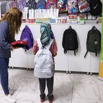 Eskişehir'de okula gidecek çocuklar için kırtasiye kampanyası başladı