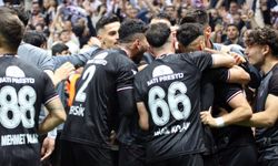 Final maçında rakibi mağlup eden Çimentaş Elazığspor üst lige yükseldi!