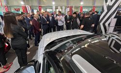 Eskişehir'de o lisede Otomotiv Fuarı açıldı!