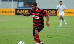 Eskişehirspor’un eski futbolcusu Abdulaziz Solmaz futbolu bıraktı