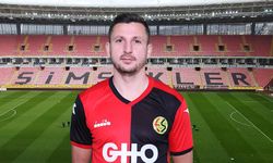 Kerem Eryılmaz veda etti; "Eskişehirspor taraftarları umarım beni hep 26 numarayla hatırlar"