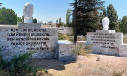 Eskişehir'de yıpranmış Yunus Emre büstünün onarımı yapıldı