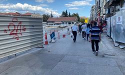 Eskişehir'de inşaat çökmesi meydana geldi; Cadde trafiğe kapatıldı!