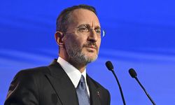 Fahrettin Altun: "Dezenformasyona karşı duyarlı olalım!"