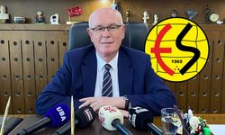 Kazım Kurt: “Eskişehirspor’a yardımcı olacak herkesin elini öperim”