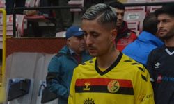 Eskişehirspor yıldız futbolcu ile yollar ayrıldı