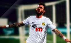 Eskişehirspor'un eski golcüsü Sakaryaspor'a transfer oldu