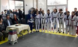 Eskişehir’de devlet korumasındaki çocuklar taekwondo kuşak sınavını geçti