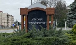 Anadolu Üniversitesi kararı öğrencilerine bıraktı; Az bir süreleri var