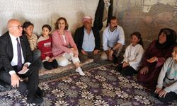 Ayşe Ünlüce ve Mahmut Tanal tarım işçilerini unutmadı