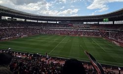 Eskişehirspor taraftarı alınacak kararı bekliyor; İşte son gelişmeler