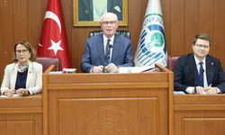 Kazım Kurt'tan yüksek katlı imar planı olmalıydı eleştirilerine yanıt geldi