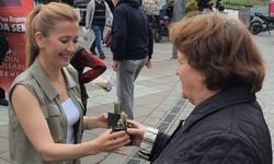 Sibel Yeşildal: “Çiçekleri dağıttık, haklarımızı savunmaya devam edeceğiz”