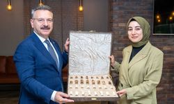 Semanur Kalkan ve Okan Leblebicier Eskişehir'e veda ediyor
