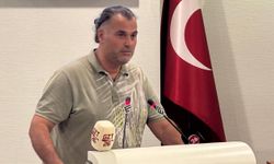 Ercan Üstünbaş'tan Eskişehir Ticaret Odası meclisinde yangın uçağı çağrısı