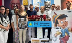 Gürol Yer: "Sokaklar caddeler yüzü gülmeyen tebessümü unutmuş insanlarımızla dolu"