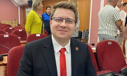 Mert Eke: "16 bin liralık emekli maaşı kabul edilemez"