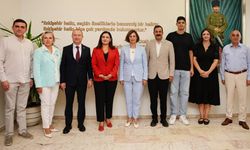 CHP’li milletvekilleri ve parti yöneticilerinden Ayşe Ünlüce'ye ziyaret
