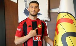 Eskişehirspor savunmasına genç takviye; Yetenekli oyuncu imzayı attı