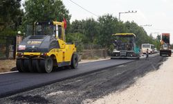 Eskişehir Büyükşehir Belediyesi Eskişehir Büyükşehir Belediyesi asfalt ve altyapı çalışması yapıyor