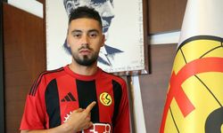 Yetenekli orta saha oyuncusu artık resmen Eskişehirspor'da