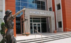 Hukuk fakültelerine giriş barajının 100.000’e çekilmesi ile ilgili önemli gelişme
