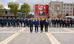 19 Eylül Gaziler Günü dolayısıyla Eskişehir Valilik Meydanı’nda tören düzenlendi