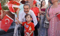 Eskişehir’de büyük coşku; Gören bu yürüyüşe katıldı