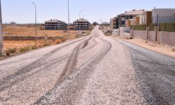 Eskişehir'de eş zamanlı yol ve kaldırım çalışmaları sürüyor