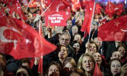 CHP Eskişehir’de tek adaylı kongre: Talat Yalaz güven tazeledi, Yeni yönetim belli oldu