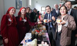 Eskişehir 3. Kızılinler Bal Kabağı Panayırı'na bu yıl da yoğun ilgi vardı