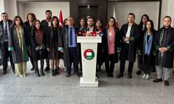 Eskişehir'de genç avukatlar düşük ücretlere tepki gösterdi