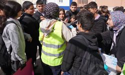Eskişehir'de ilkokul öğrencilerine büyük destek; Yoğun ilgi var