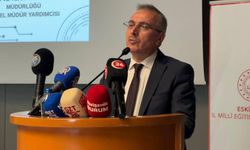 Mehmet Bal Eskişehir'de konuştu; "3 bin 400 okulda 1 milyon 600 bin öğrenci eğitim görüyor"