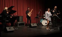 Aşkın Arsunan Anbean Project konseri Eskişehir'de yoğun ilgi gördü