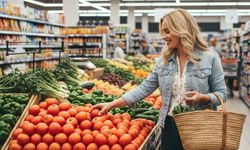 Mehmet Çiçek: “Marketlerin indirim oyunu pazarcı esnafını zorluyor”