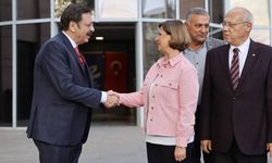 Rifat Hisarcıklıoğlu'ndan Ayşe Ünlüce’ye ziyaret