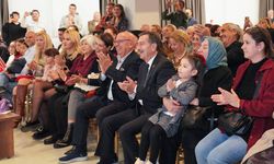 Tepebaşı Belediyesi İki Elin Sesi Var Çocuk Korosu'ndan anlamlı konser