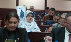 Zeynep Güneş Akgün'den Ayşe Ünlüce'ye: "Kentsel dönüşüm konusunda merkezi hükümetle birlikte çalışmanız gerek"