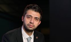 Odunpazarı Belediyesi CHP Meclis Üyesi Berke Akyel istifa ettiğini duyurdu