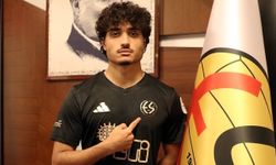 Eskişehirspor 19 yaşındaki sol bek oyuncusunu kadrosuna kattı