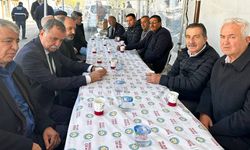 Tepebaşı Belediye Başkanı Ahmet Ataç Gülşah Durbay’ın ailesine taziye ziyaretinde bulundu