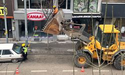 Eskişehir’de ana caddelerde çalışmalar sürüyor; Tek tek işlem yapılıyor