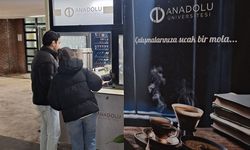 Eskişehir'de kütüphanede çalışan öğrencilere önemli bir jest yapılıyor