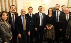 Eskişehir'den Ankara'ya giderek Özgür Özel ile görüştüler